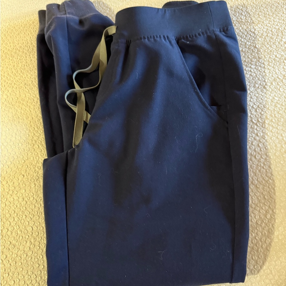 Figs Women’s Navy Blue Zamora Joggers small
